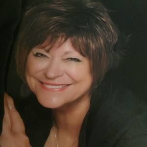 Meet your Posher, Lynette